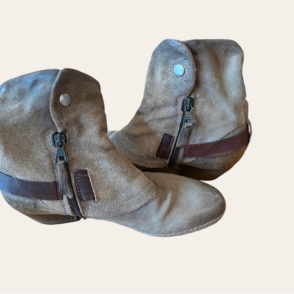 Miz Mooz Verona collection beige boots 39 or 8.5 - Picture 3 of 5